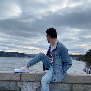 Meet your Posher, Nick